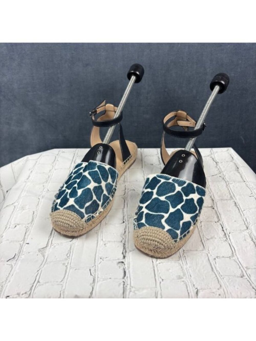 EUC Ann Taylor Women’s Isabella Giraffe Real Calf Hair Espadrilles Sz 8.5M